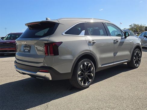 New 2026 Kia Sorento EX image 8