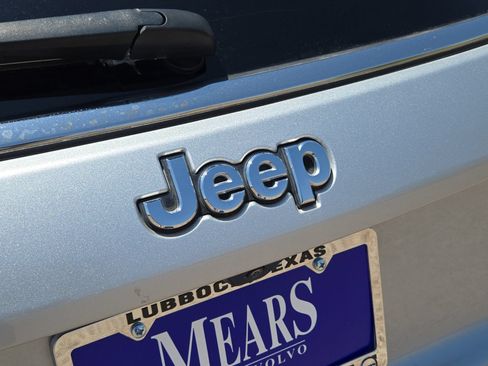 Used 2025 Jeep Compass Limited AWD/4WD image 13