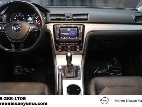 Used 2019 Volkswagen Passat 2.0T Wolfsburg w/ Wheels & Sunroof Package image 11