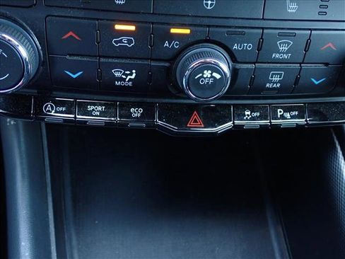 Used 2023 Dodge Durango GT AWD/4WD image 18