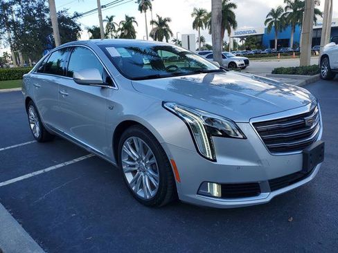 Used 2018 Cadillac XTS Luxury image 8