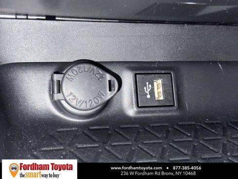 Used 2025 Toyota RAV4 LE image 25