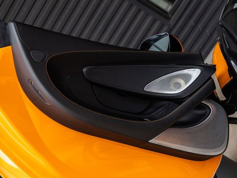 Used 2026 McLaren GTS RWD image 23