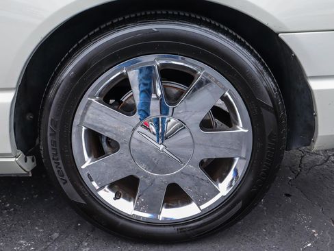 Used 2002 Ford Thunderbird image 25