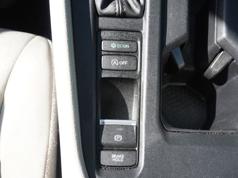 Used 2023 Honda Accord LX image 39