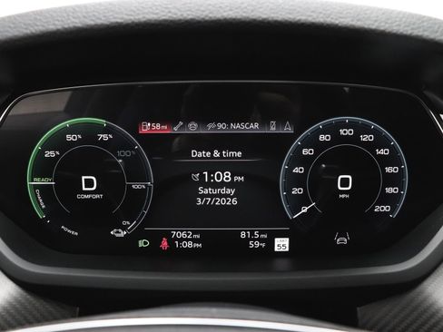 Used 2024 Audi e-tron GT Prestige w/ Prestige Package image 29