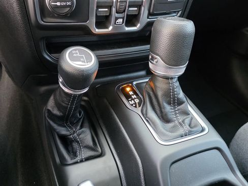 New 2026 Jeep Gladiator Sport image 23