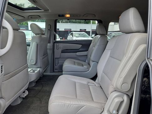 Used 2012 Honda Odyssey EX-L image 11