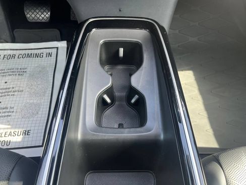 Used 2023 Volkswagen ID.4 Pro S AWD/4WD image 14
