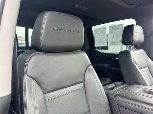 Used 2022 GMC Sierra 1500 Denali w/ Denali Premium Package AWD/4WD image 29