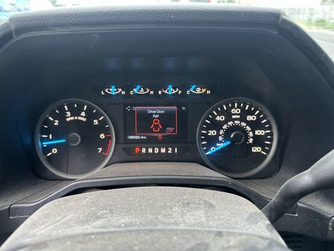 Used 2016 Ford F150 XLT w/ Equipment Group 302A Luxury AWD/4WD image 19