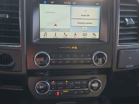 Used 2018 Ford Expedition Limited w/ Equipment Group 301A image 24