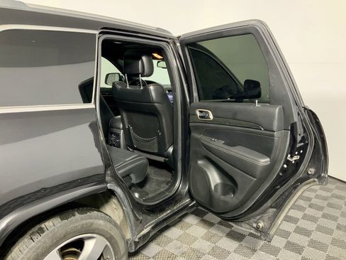 Used 2015 Jeep Grand Cherokee Overland w/ Advanced Technology Group image 27