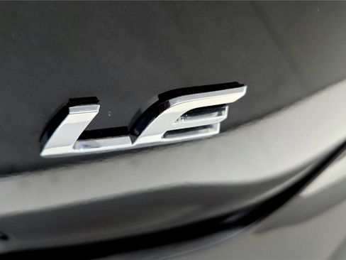 Used 2022 Toyota Corolla LE image 14