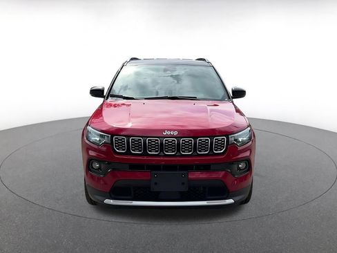 Used 2025 Jeep Compass Limited image 4