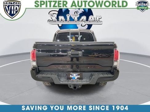 Used 2016 Toyota Tacoma TRD Sport w/ Premium & Technology Package AWD/4WD image 10