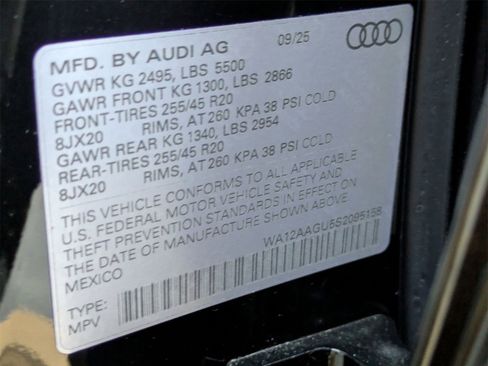 New 2025 Audi Q5 Premium Plus image 17