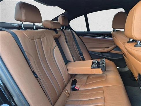 Used 2017 BMW 530i RWD image 18