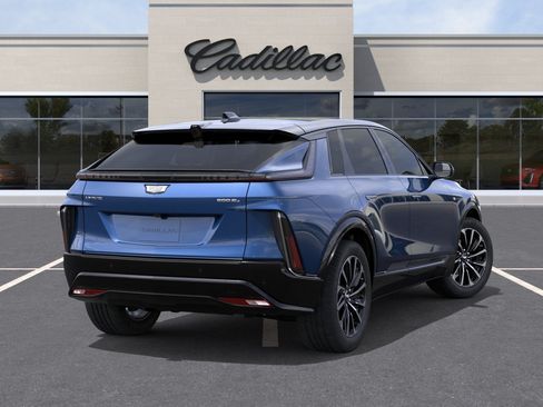 New 2026 Cadillac Lyriq Sport AWD/4WD image 28