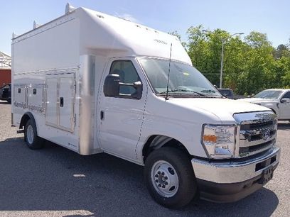 New 2026 Ford E-350 and Econoline 350 Super Duty w/ Power Equipment Group