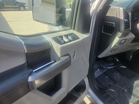 Used 2020 Ford F150 XLT w/ Equipment Group 302A Luxury AWD/4WD image 12