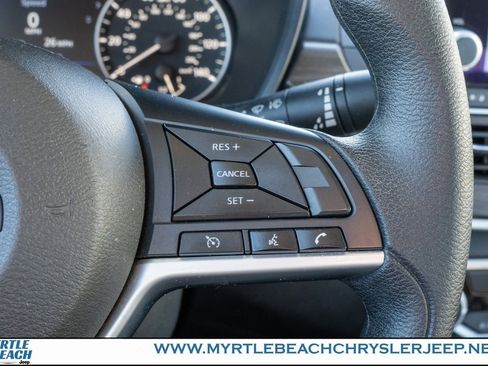 Used 2025 Nissan Altima 2.5 SV image 25