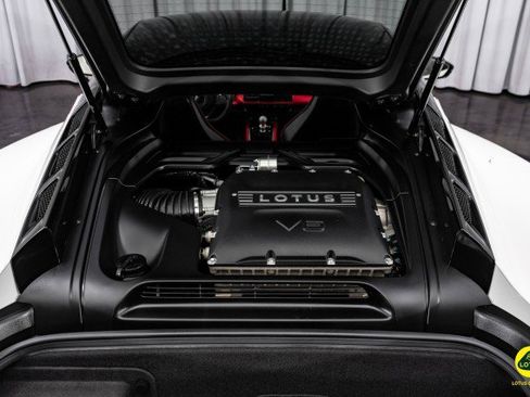 New 2025 Lotus Emira image 19