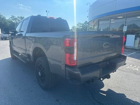 Used 2023 Ford F250 XLT w/ Black Appearance Package AWD/4WD image 7