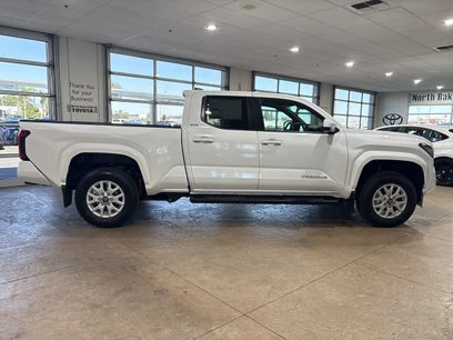 New 2026 Toyota Tacoma SR5