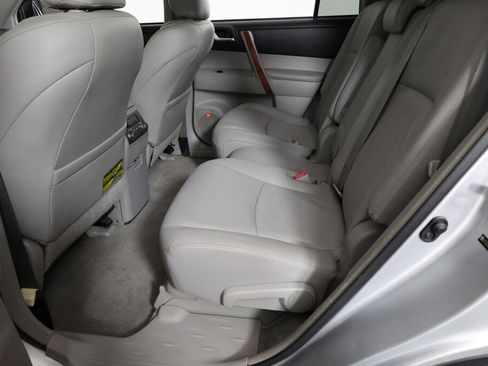 Used 2009 Toyota Highlander Limited image 18
