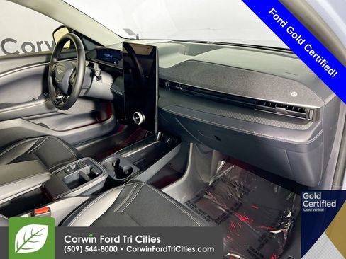 Certified 2025 Ford Mustang Mach-E Premium AWD/4WD image 29