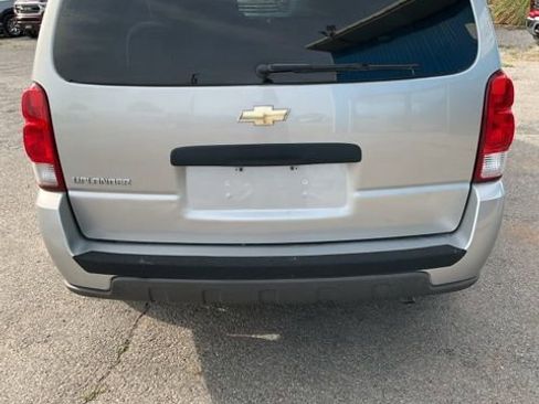 Used 2005 Chevrolet Uplander w/ Climate Package FWD image 4