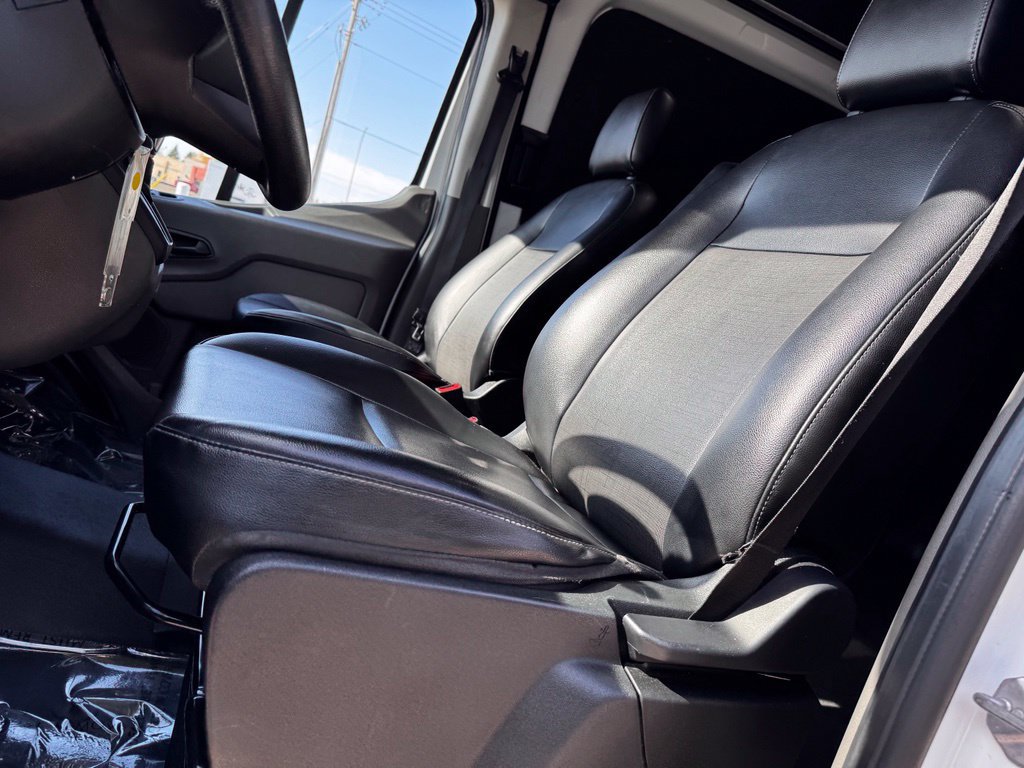 Used 2024 Ford Transit 250 148 High Roof Extended w/ Load Area Protection Package RWD image 6