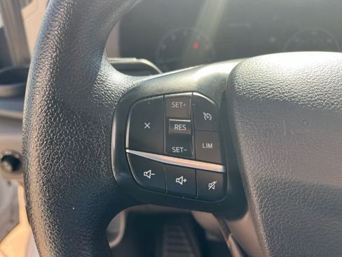 Used 2023 Ford Transit 350 XLT image 26