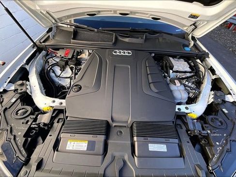 Certified 2023 Audi Q7 2.0T Premium w/ Convenience Package image 10