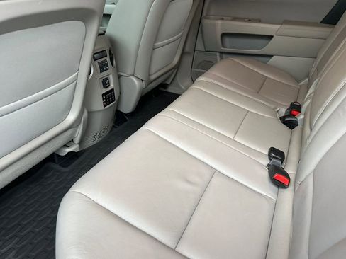 Used 2013 Honda Pilot Touring image 12