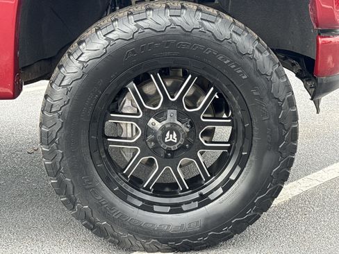 Used 2020 Chevrolet Silverado 1500 RST AWD/4WD image 12