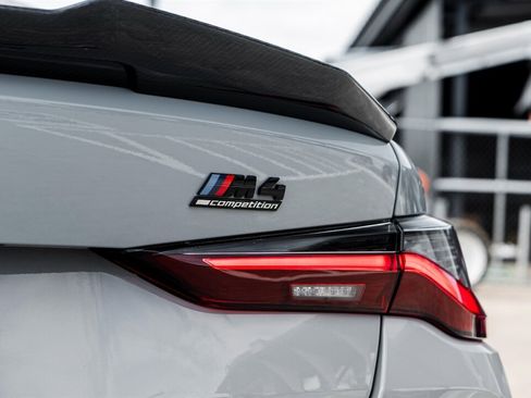 Used 2022 BMW M4 Competition w/ Executive Package image 17