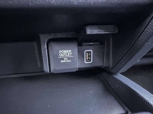 Used 2022 Honda Pilot Sport image 26