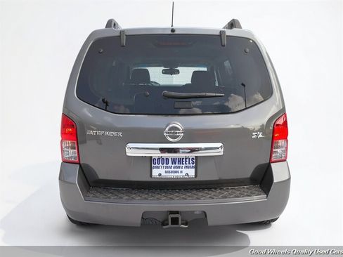 Used 2008 Nissan Pathfinder SE w/ Premium Pkg AWD/4WD image 6