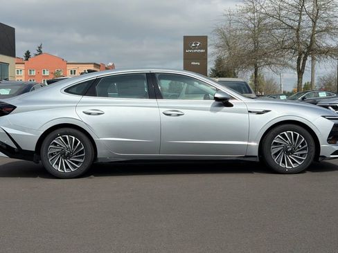 New 2026 Hyundai Sonata Limited image 4