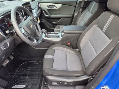 New 2025 Chevrolet Blazer LT image 6