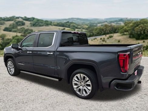 Used 2021 GMC Sierra 1500 Denali w/ Denali Ultimate Package AWD/4WD image 8