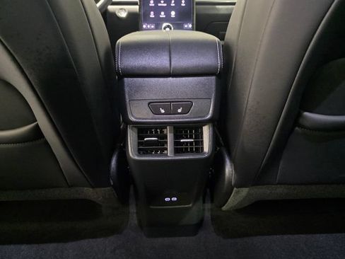 Used 2026 GMC Terrain Elevation w/ Elevation Premium Package FWD image 29