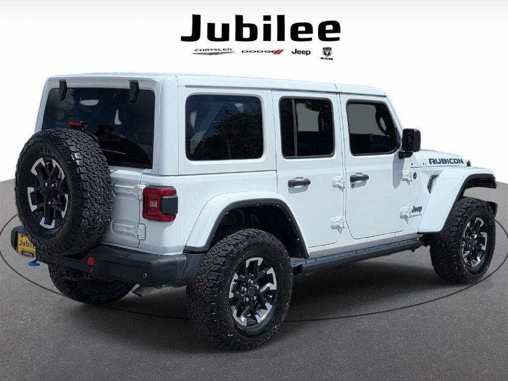 Used 2024 Jeep Wrangler Unlimited Rubicon 4xe AWD/4WD image 5