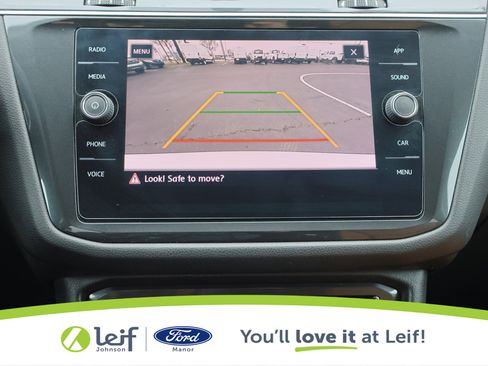 Used 2019 Volkswagen Tiguan SE image 19