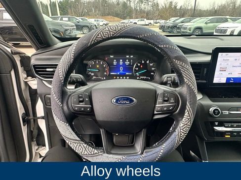Used 2020 Ford Explorer XLT w/ Equipment Group 202A image 17