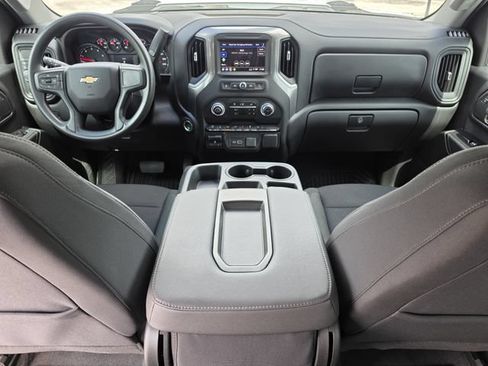 Used 2025 Chevrolet Silverado 2500 Custom w/ Custom Value Package RWD image 15