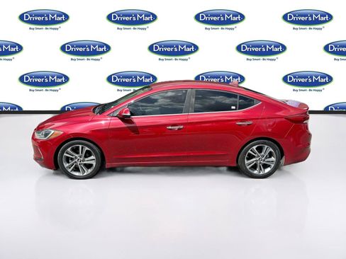 Used 2017 Hyundai Elantra Limited FWD image 4