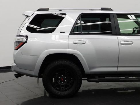 Used 2021 Toyota 4Runner SR5 Premium image 19